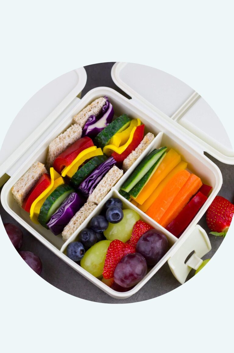 Den Regenbogen essen to go – Die gesunde und leckere Regenbogen-Lunchbox